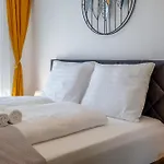 Myflat Coral 10 Premium * Siofok