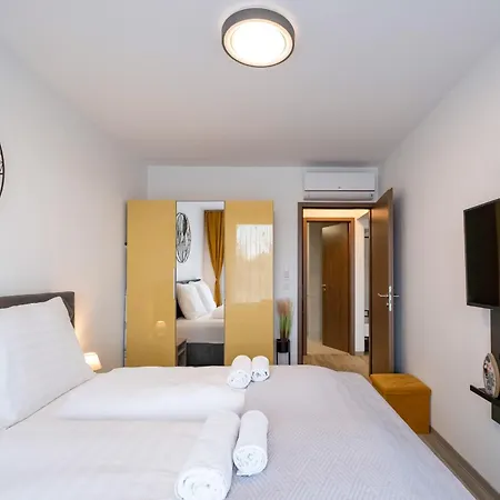 아파트 Myflat Coral 10 Premium *