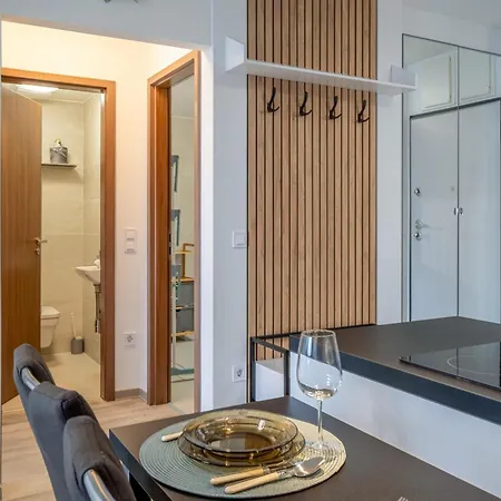 Myflat Coral 10 Premium * شيوفوك