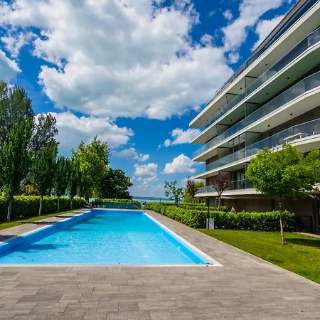 Myflat Coral 10 Premium Apartment Siófok