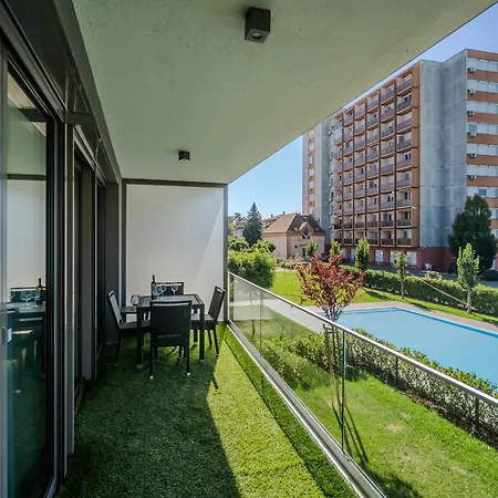 Myflat Coral 10 Premium Apartment Siofok