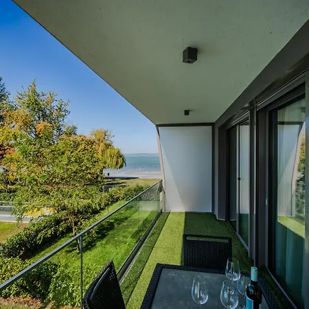 Myflat Coral 10 Premium Apartment Siofok